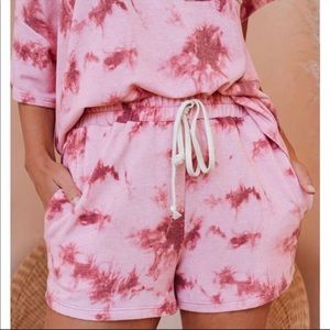 Selfie Pocketed Tie Dye Knit Shorts